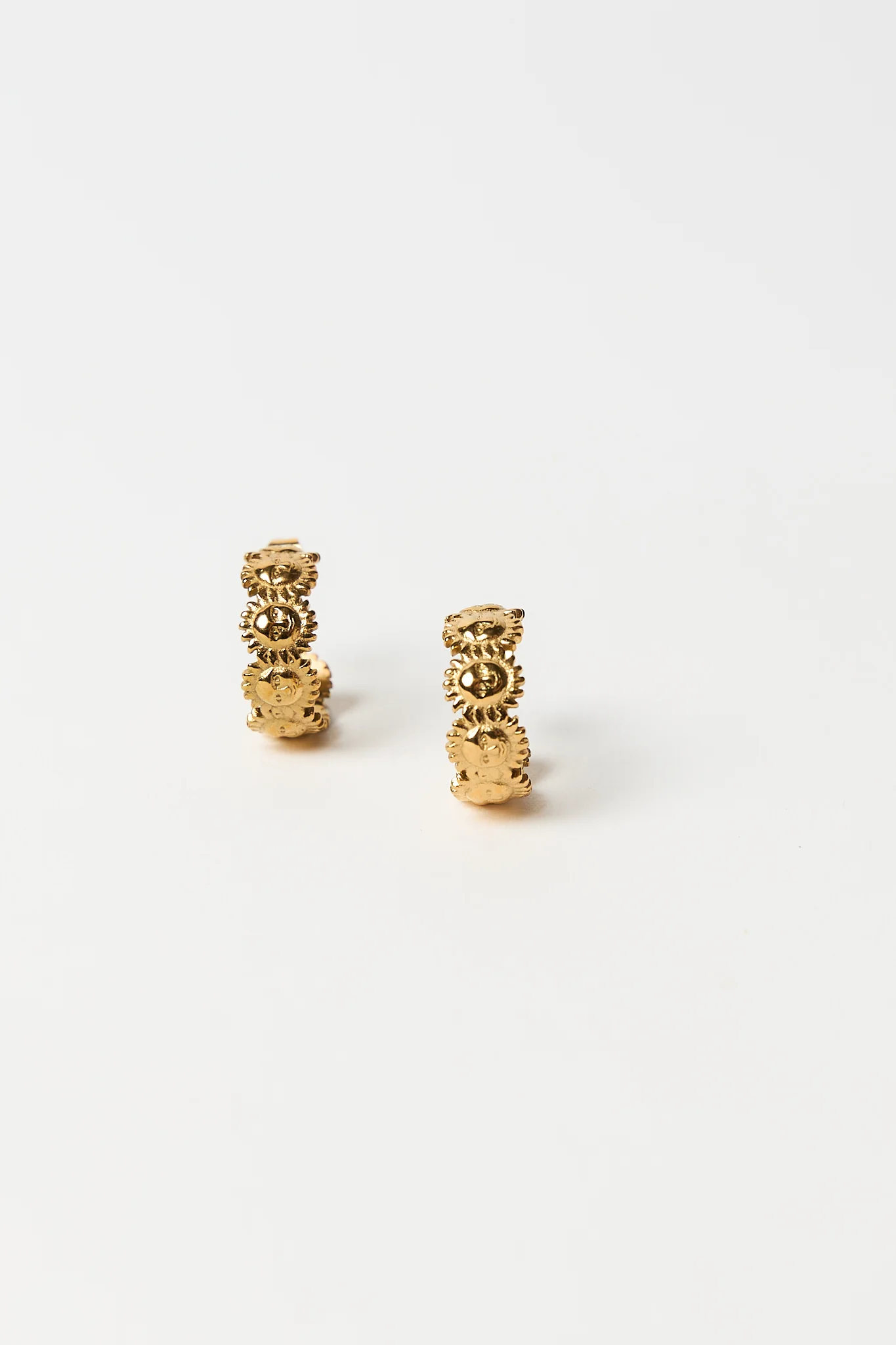 Eliana Hoop Earrings - Gold
