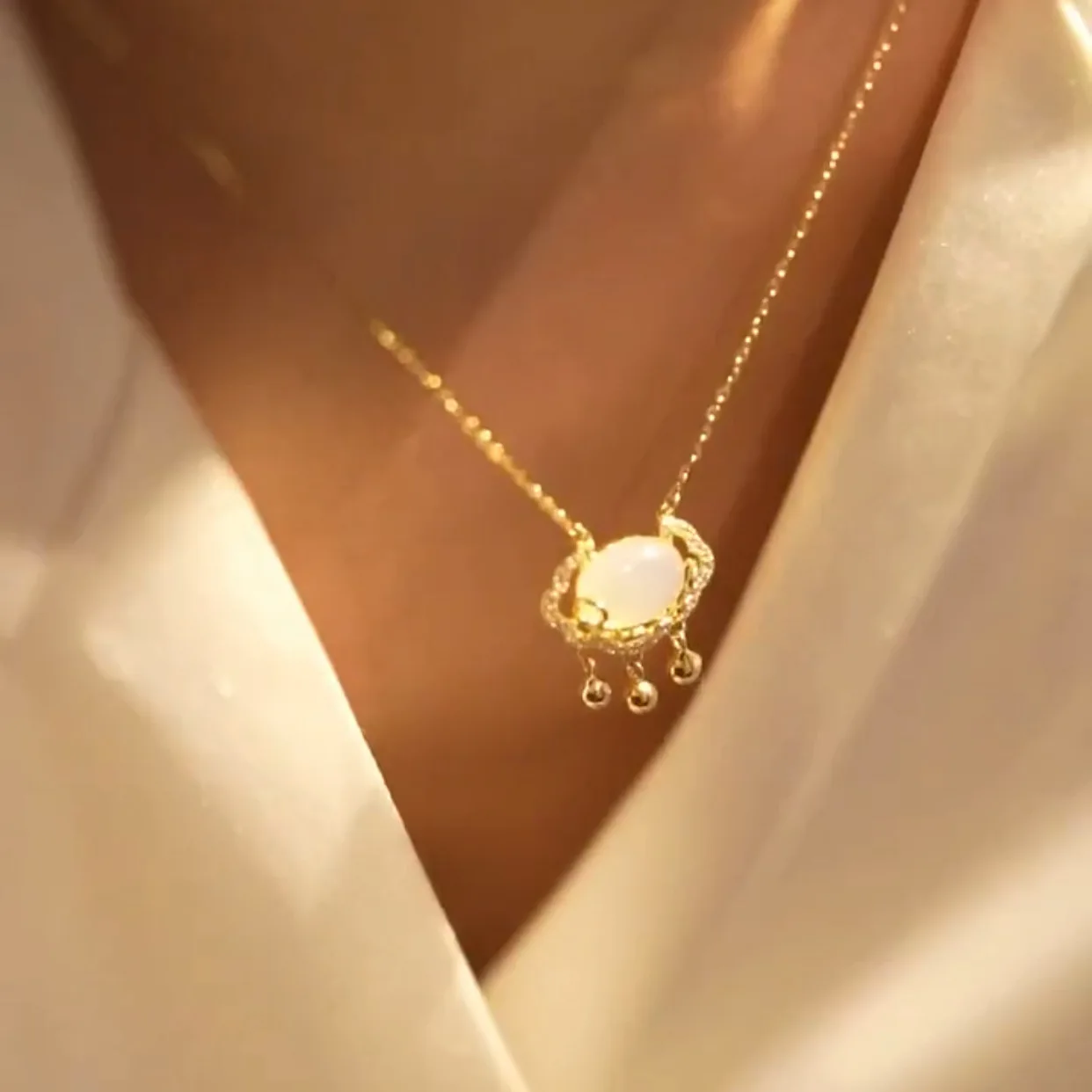 High Quality Gold Plated Cubic Zircon Necklace Jewelry Stainless Steel Crystal Stone Necklace For Women